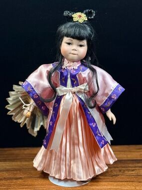 BRINN’S 1991 Asian Collectible Doll